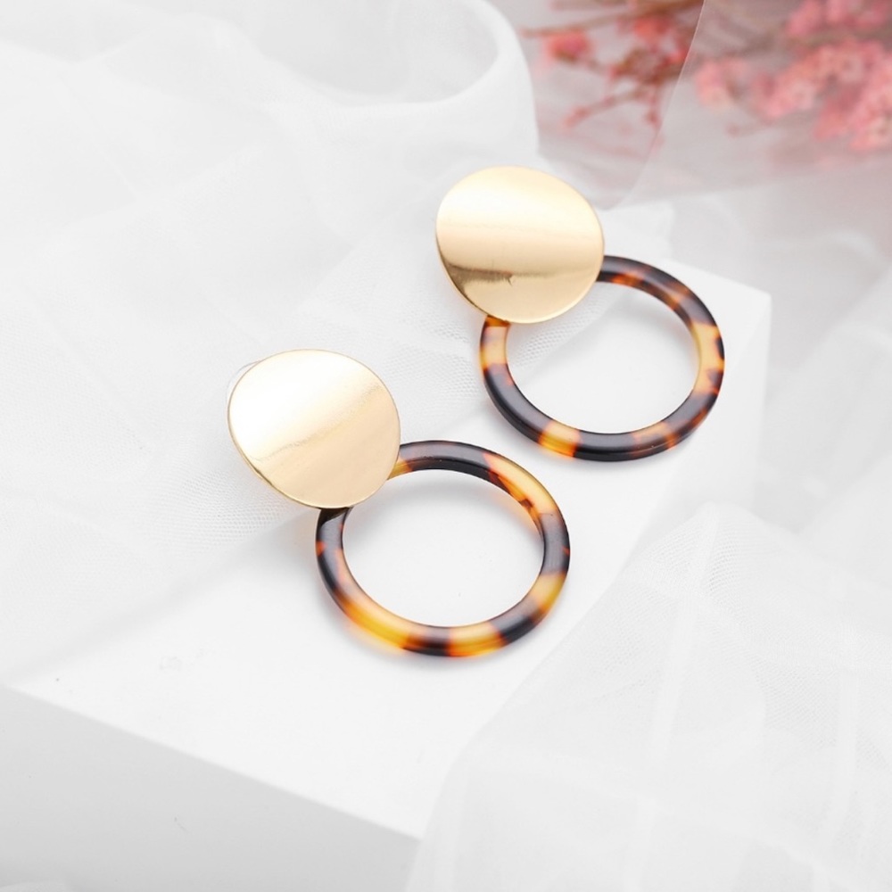 3/$20 beautiful pierced earrings gold brown color